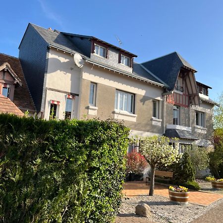 Logis Hotel Le Saint Florent Mont-près-Chambord Eksteriør bilde
