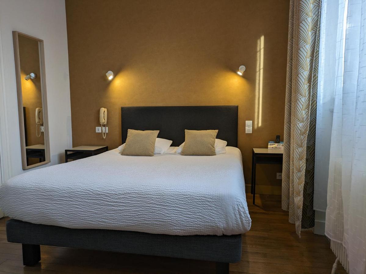 Logis Hotel Le Saint Florent Mont-près-Chambord Eksteriør bilde