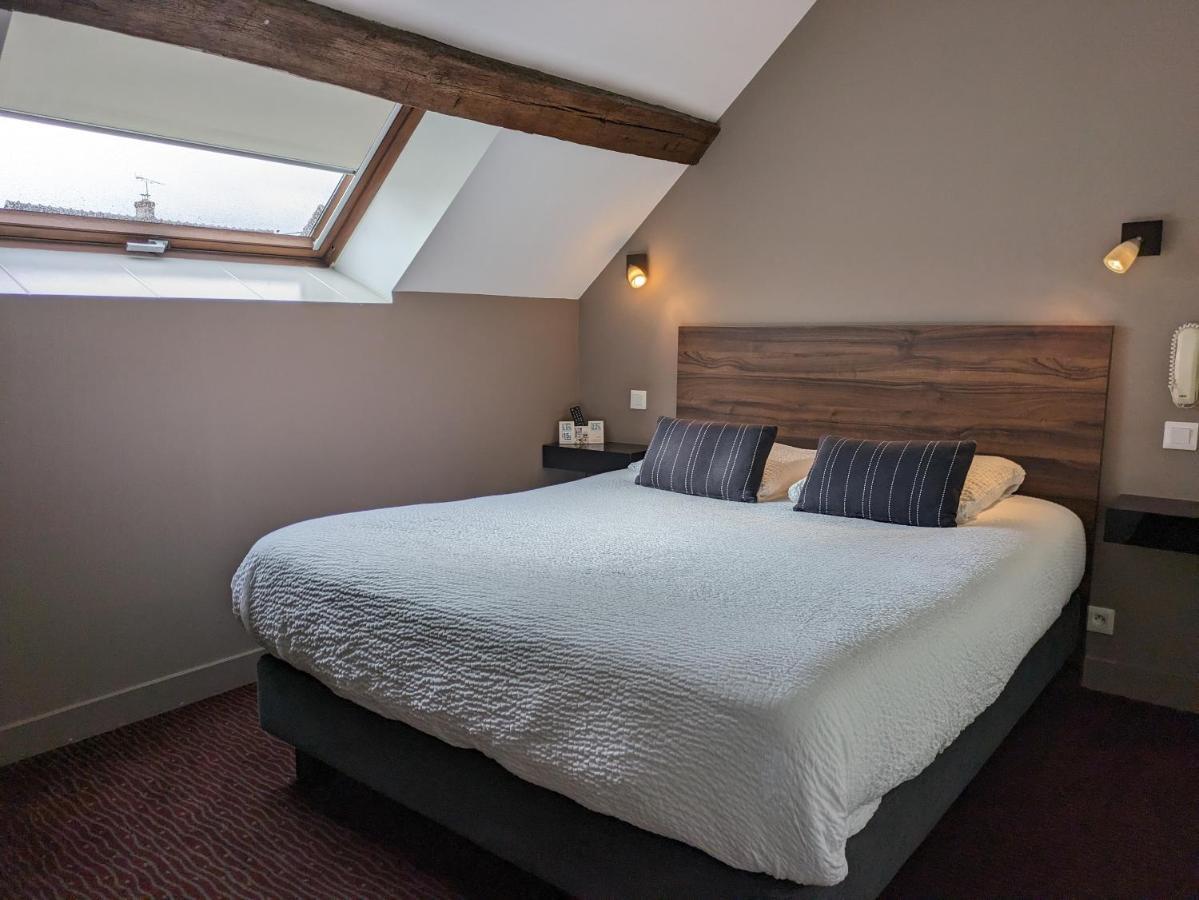 Logis Hotel Le Saint Florent Mont-près-Chambord Eksteriør bilde