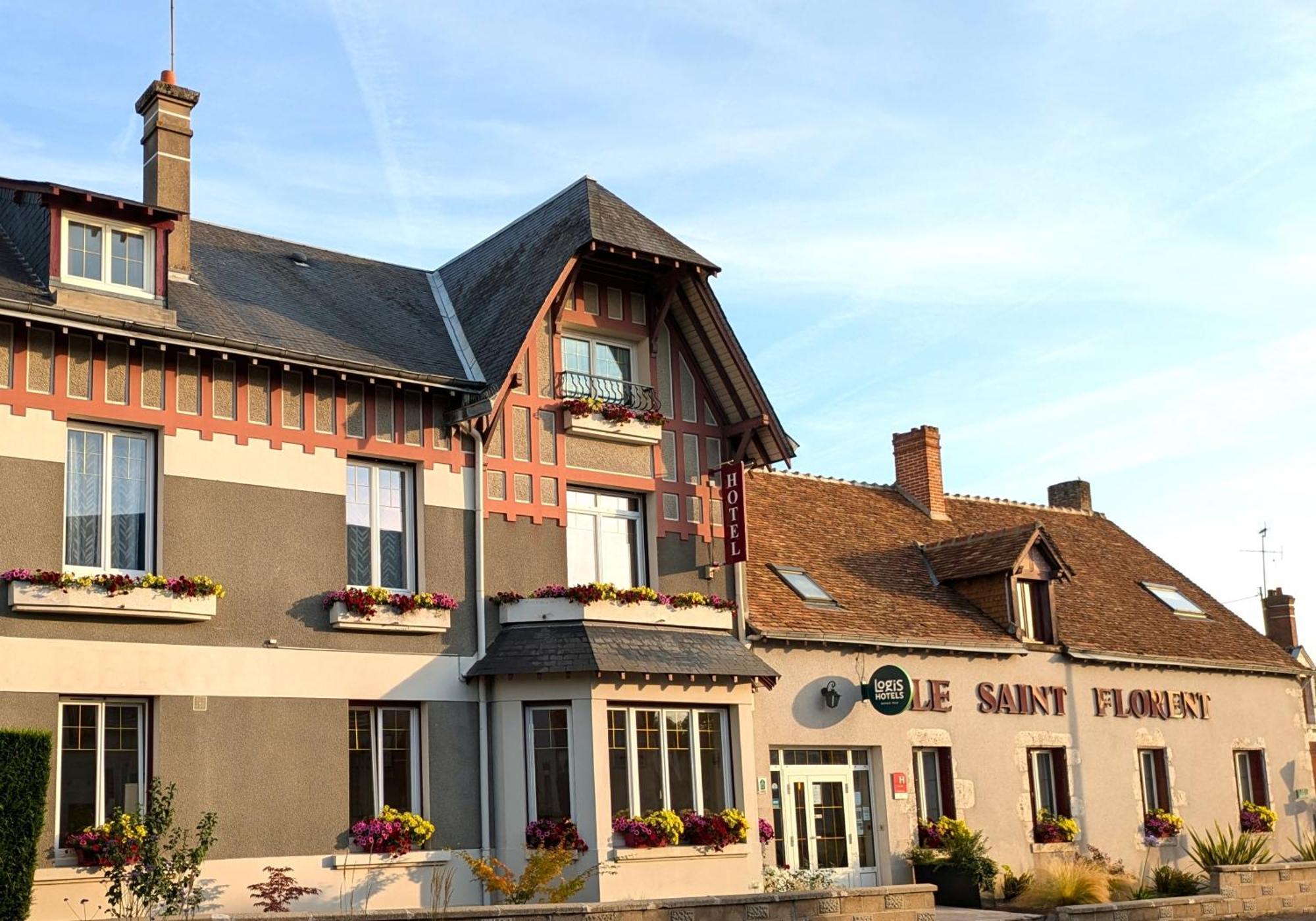 Logis Hotel Le Saint Florent Mont-près-Chambord Eksteriør bilde
